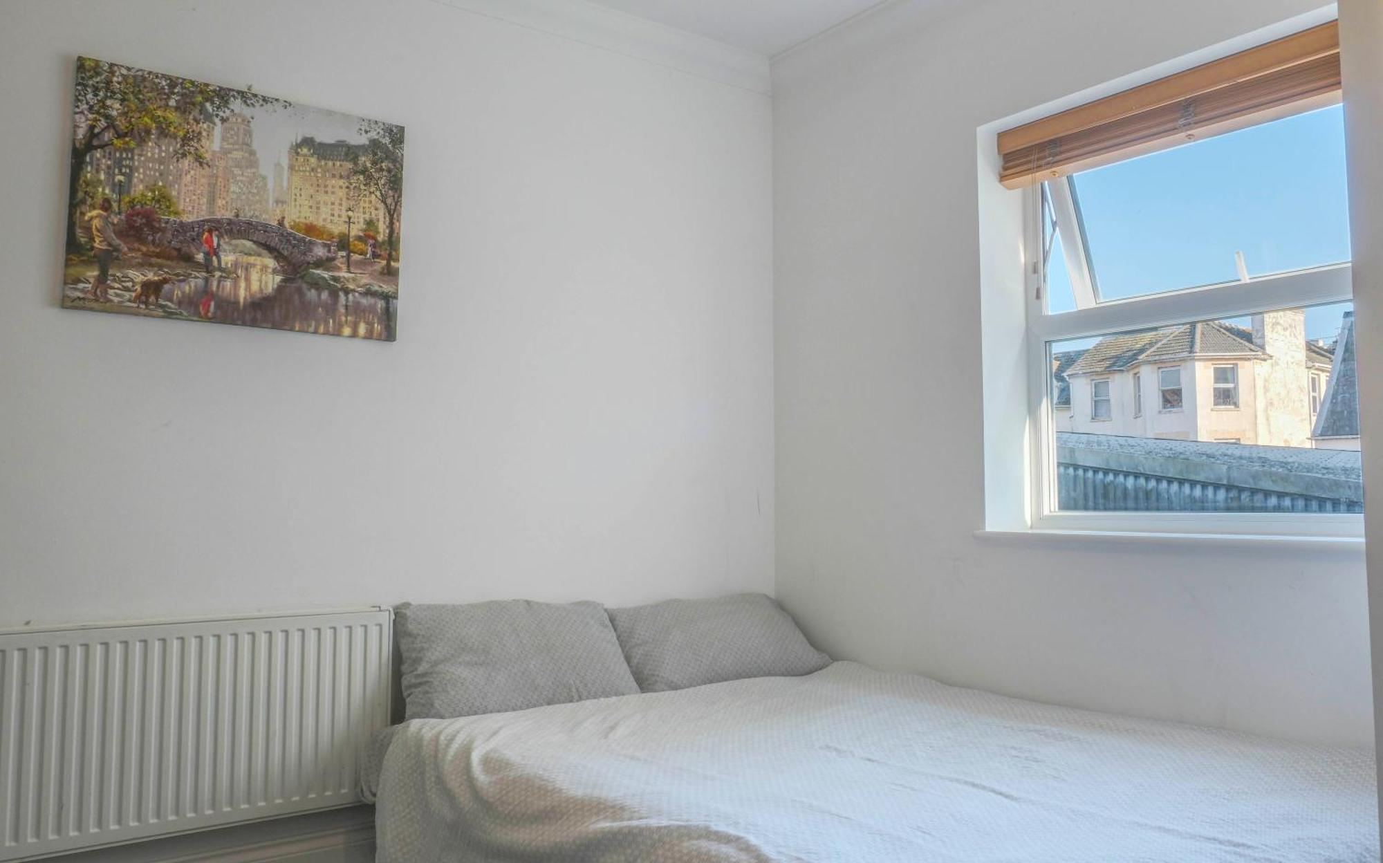 Beachfront Retreat 3 Bedroom 3 Bathroom Seaside With Free Parking Апартаменты Борнмут