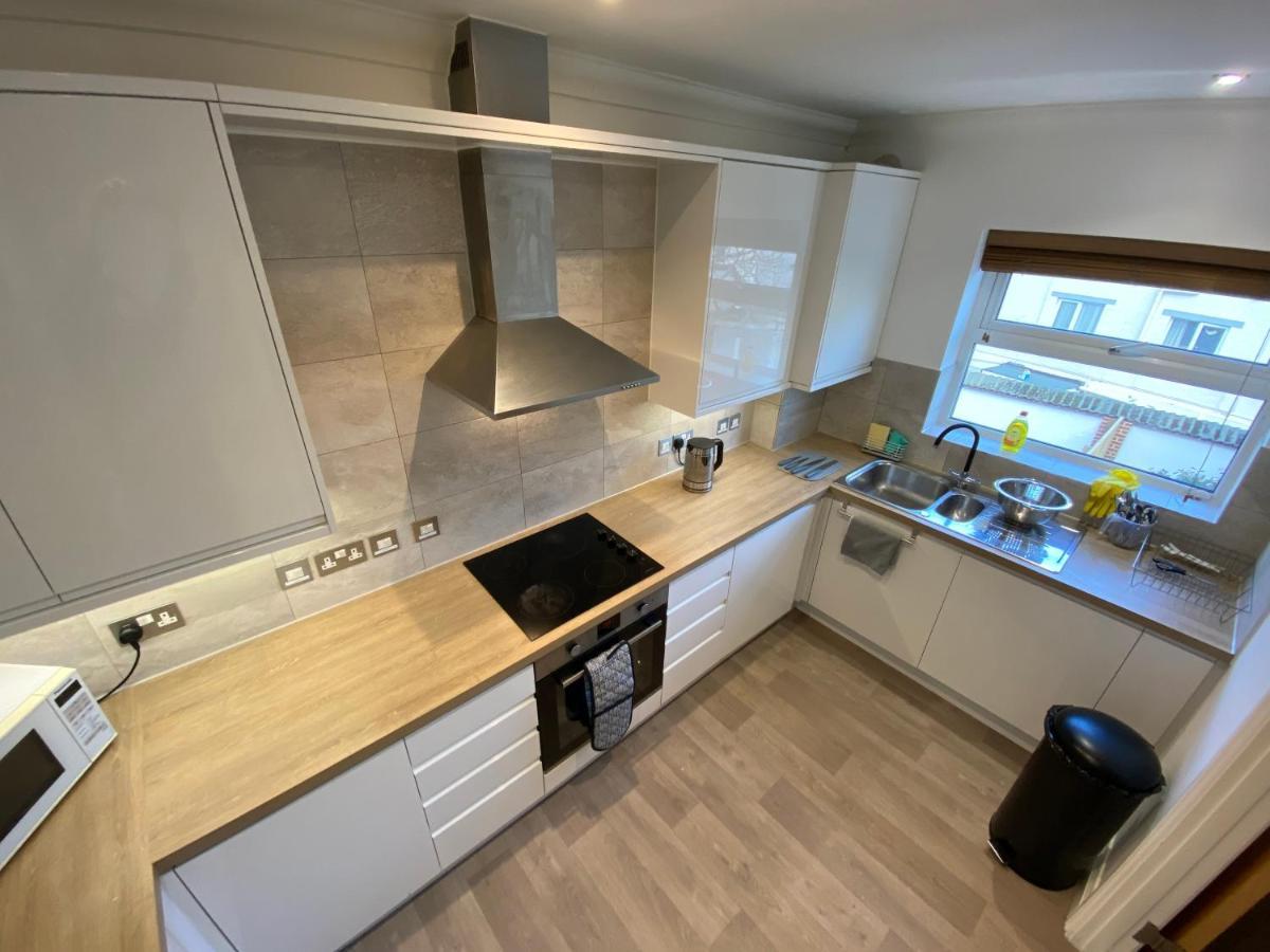 Beachfront Retreat 3 Bedroom 3 Bathroom Seaside With Free Parking * Bournemouth