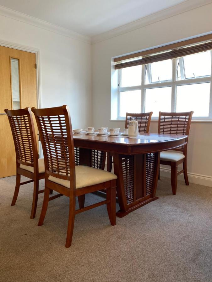 Beachfront Retreat 3 Bedroom 3 Bathroom Seaside With Free Parking * Bournemouth